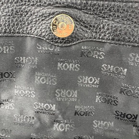 Michael Kors purse black leather gold chain shoulder flap fulton small bag - Picture 8 of 16